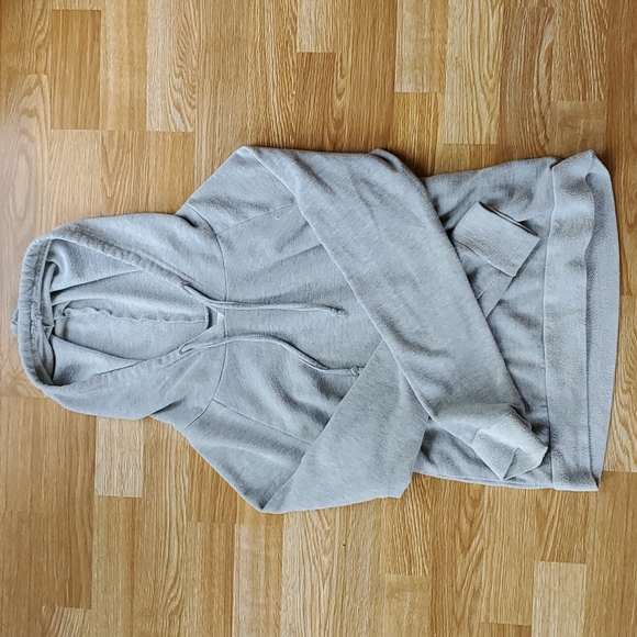 Cropped Gray Hooded Sweatshirt size M - Picture 2 of 3